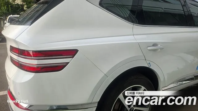 Genesis GV80 — Фото автомобиля 10
