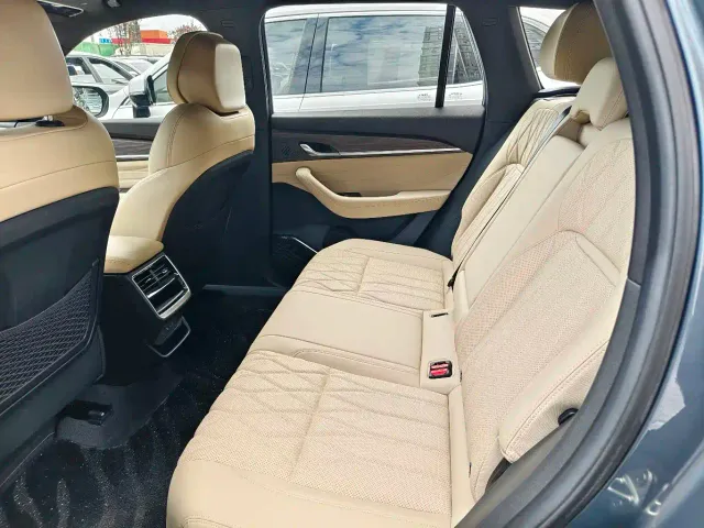 Geely Xingyue L — Фото автомобиля 11
