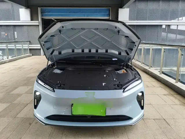 Nio ET5 Touring — Фото автомобиля 15