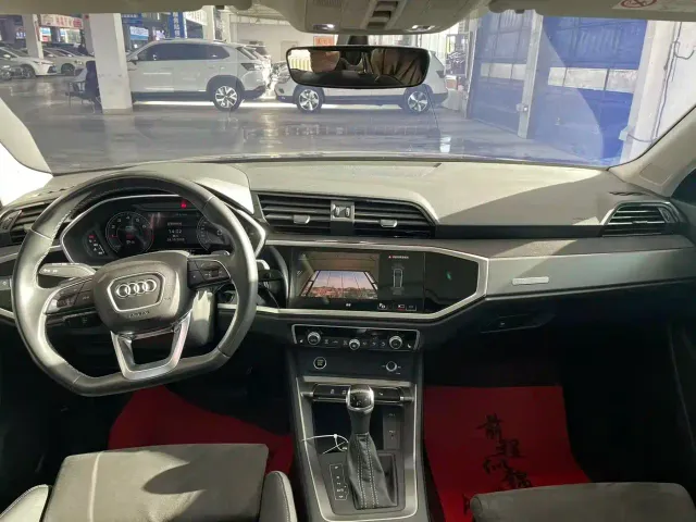Audi Q3 — Фото автомобиля 6