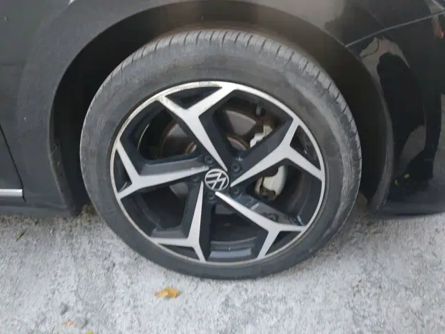 Volkswagen Passat — Фото автомобиля 8