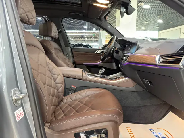 BMW X5 — Фото автомобиля 11