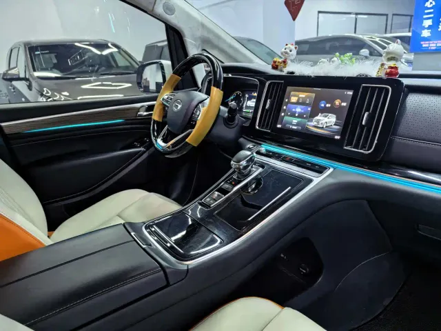 GAC Trumpchi M8 — Фото автомобиля 8