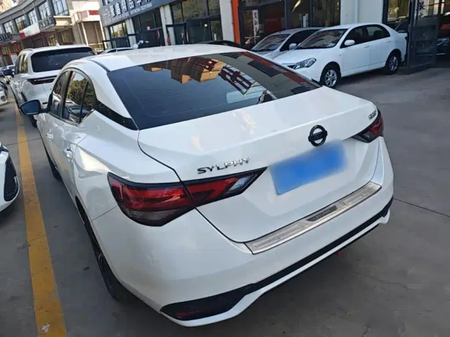 Nissan Sylphy — Фото автомобиля 4