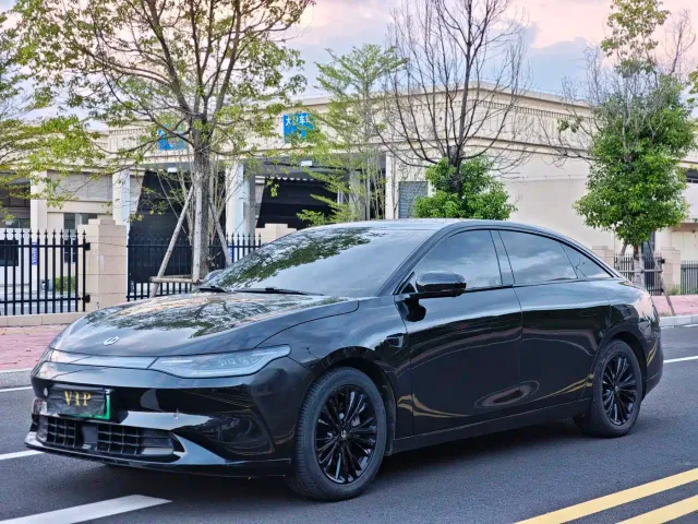Фотография автомобиля — Leapmotor C01
