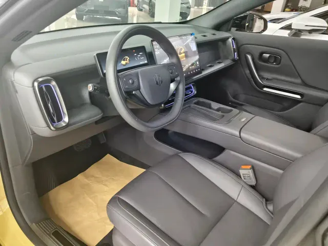 Leapmotor Lafa 5 — Фото автомобиля 5