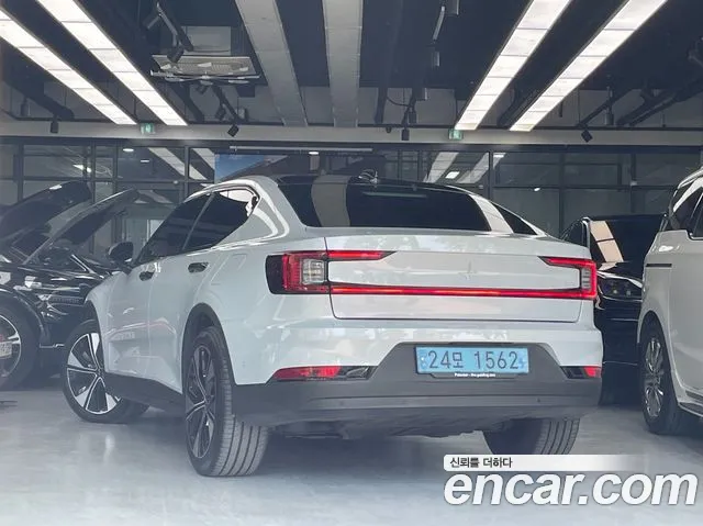 Polestar Polestar 2 — Фото автомобиля 20