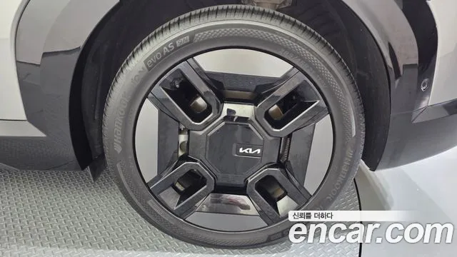 Kia EV9 — Фото автомобиля 21