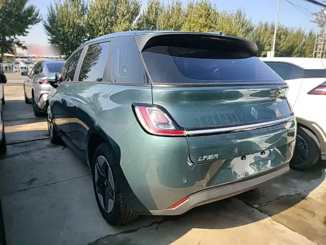 Baojun Cloud — Фото автомобиля 4
