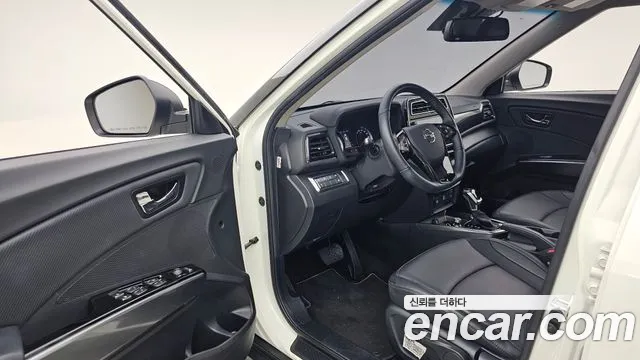 KG_Mobility_Ssangyong TIBOLI Very New Tivoli Бензин 1.5 2WD — Фото автомобиля 10