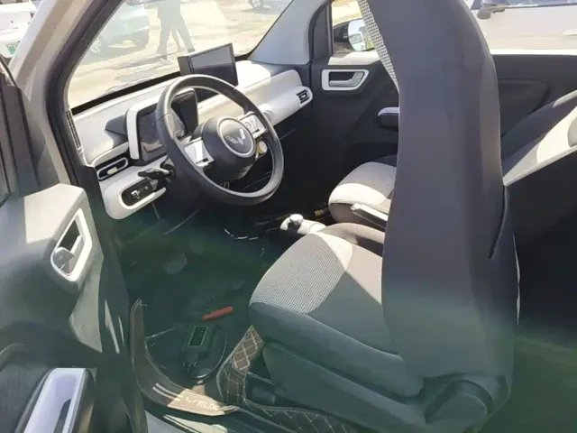 Wuling Hongguang Mini EV — Фото автомобиля 14