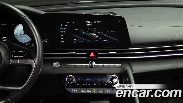 Hyundai AVANTE Avante (CN7) — Фото автомобиля 16