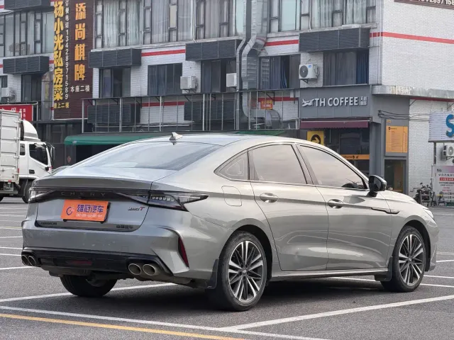 Chery Arrizo 8 — Фото автомобиля 6