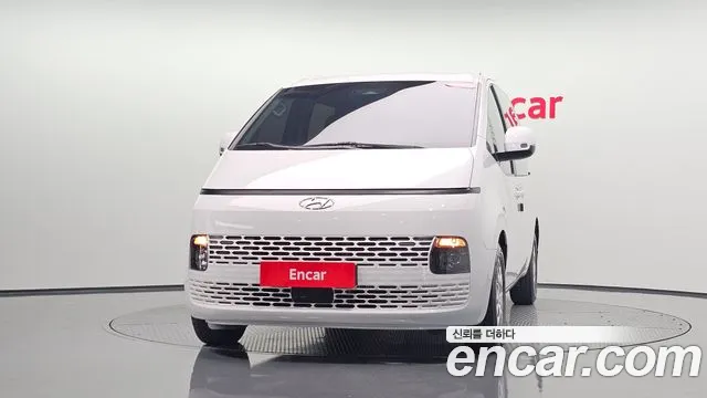 Hyundai Staria — Фото автомобиля 3