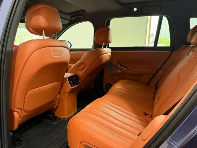 Aito M7 — Фото автомобиля 8