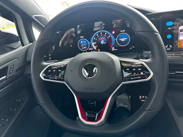Volkswagen Golf GTI 2021 380TSI DSG GTI — Фото автомобиля 17