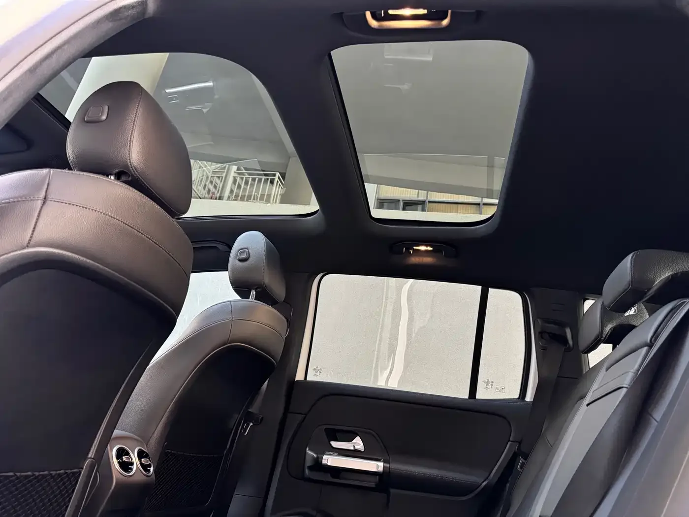 Mercedes-Benz Mercedes-Benz GLB 2021 GLB 180 Dynamic — Фото автомобиля 17