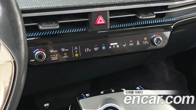 Kia EV6 — Фото автомобиля 19