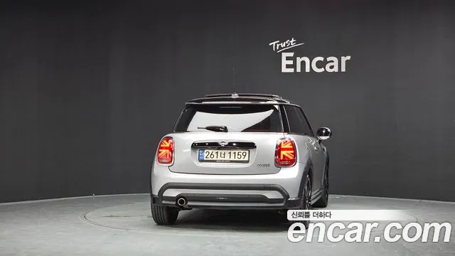 MINI Cooper — Фото автомобиля 4