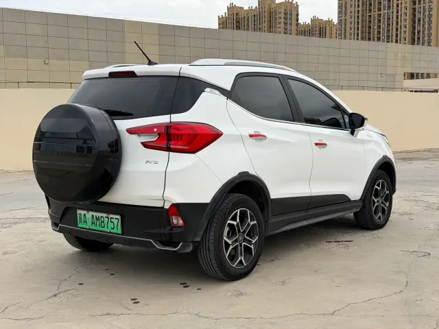 BYD Yuan Pro — Фото автомобиля 5