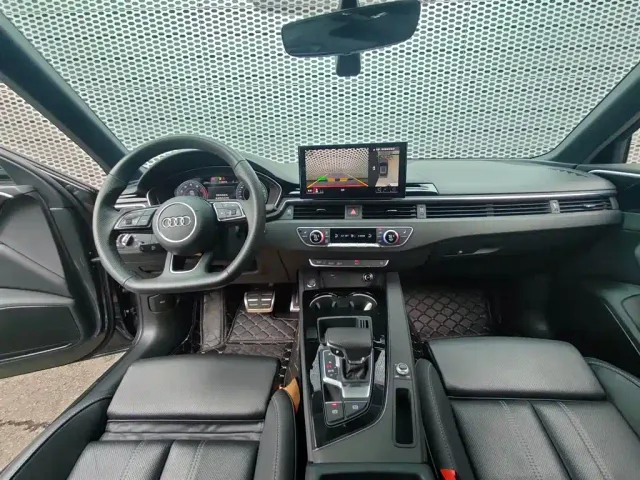 Audi A4L — Фото автомобиля 6