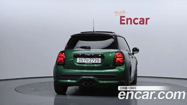 Mini Cooper — Фото автомобиля 4
