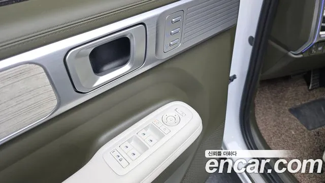 Hyundai Santa Fe MX5 — Фото автомобиля 21