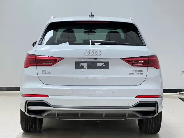 Audi Q3 — Фото автомобиля 5