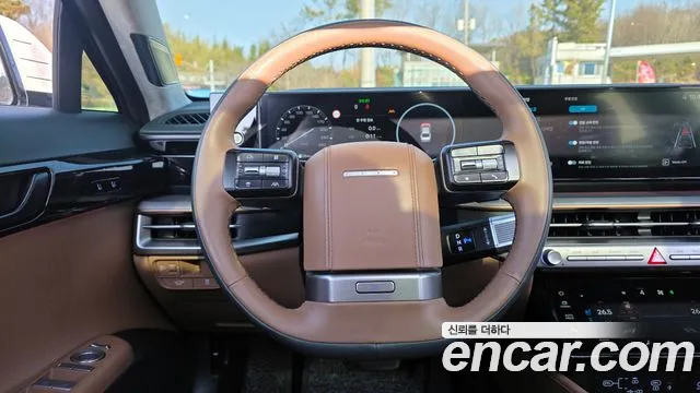 Hyundai Grandeur Grandeur (GN7) 2.5 Бензин 2WD — Фото автомобиля 13