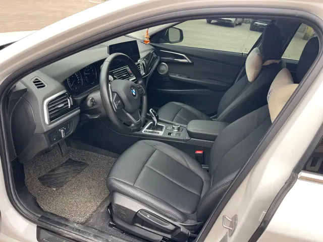 BMW 1 Series — Фото автомобиля 9