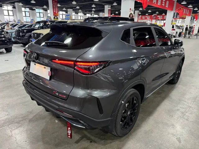 Changan X5 Plus — Фото автомобиля 8