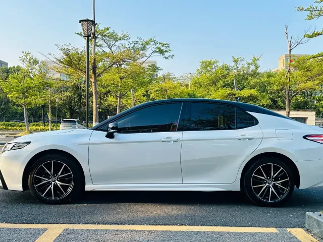 Toyota Camry — Фото автомобиля 7