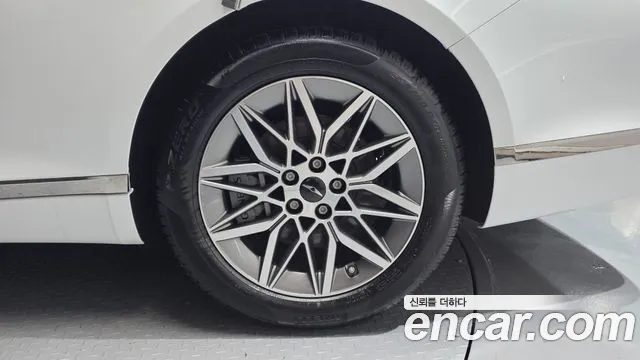 Genesis G80 RG3 — Фото автомобиля 21