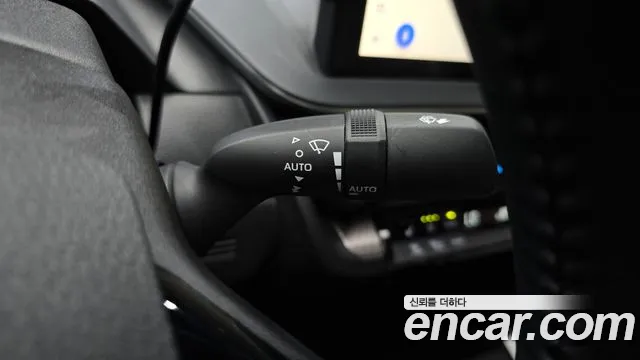 Toyota Prius — Фото автомобиля 20
