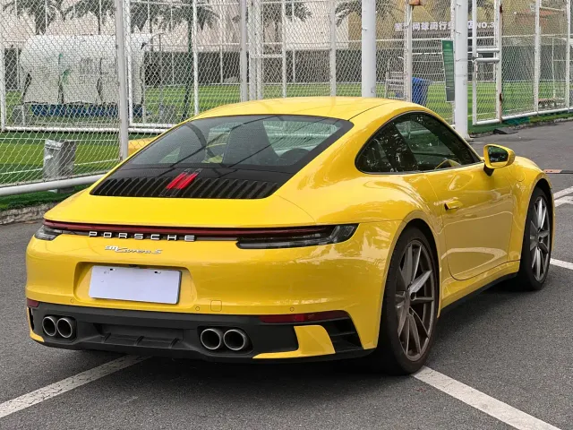 Porsche 911 — Фото автомобиля 6