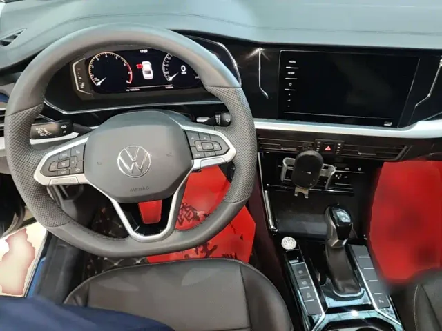 Volkswagen Passat — Фото автомобиля 9