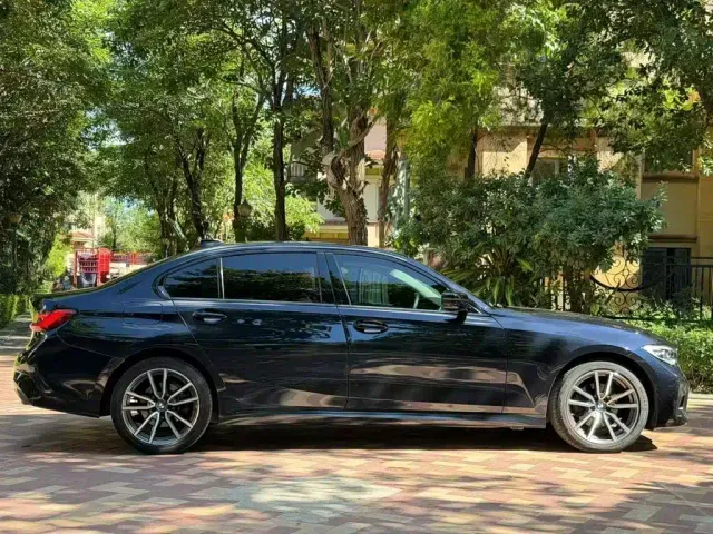 BMW 3 Series — Фото автомобиля 9