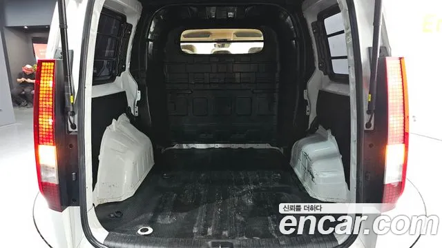 Hyundai Staria Staria L3.5 Карго 5 мест — Фото автомобиля 24