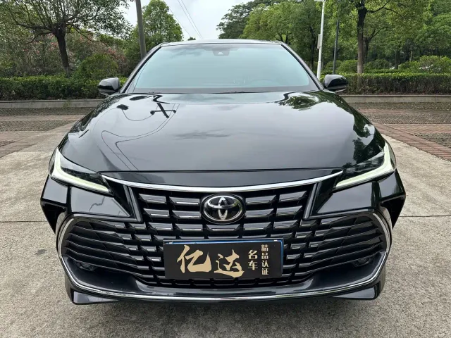 Toyota Avalon — Фото автомобиля 2