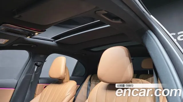 Mercedes-Benz E-Class W214 — Фото автомобиля 24