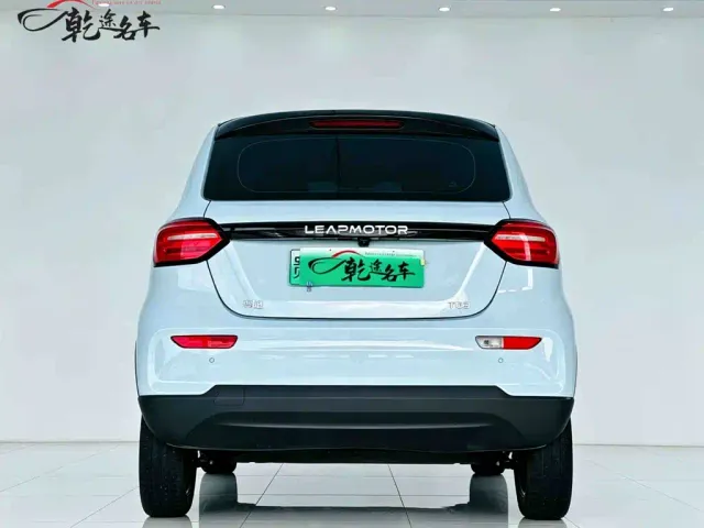 Leapmotor T03 — Фото автомобиля 6