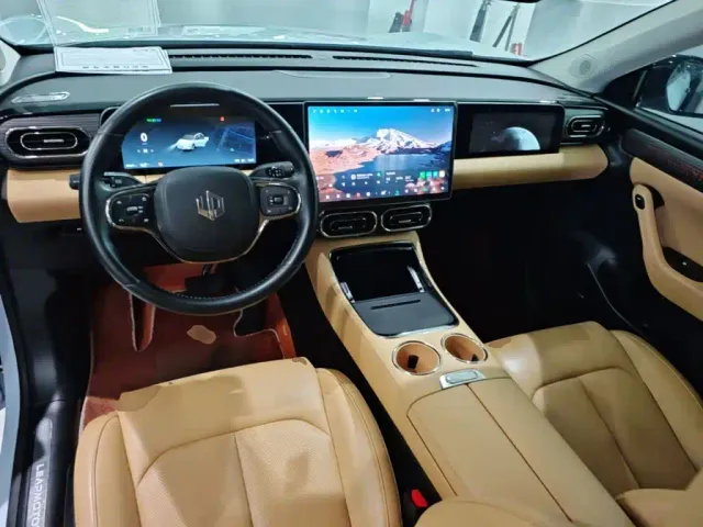 Leapmotor C11 — Фото автомобиля 9