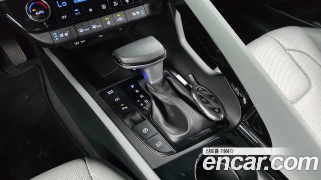 Hyundai AVANTE Новый Avante (CN7) — Фото автомобиля 9