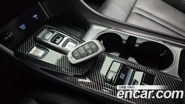 Hyundai Sonata Sonata (DN8) 2.0 LPG(Для проката) — Фото автомобиля 9