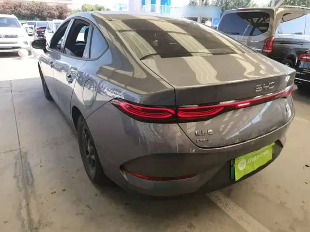BYD Qin PLUS — Фото автомобиля 4