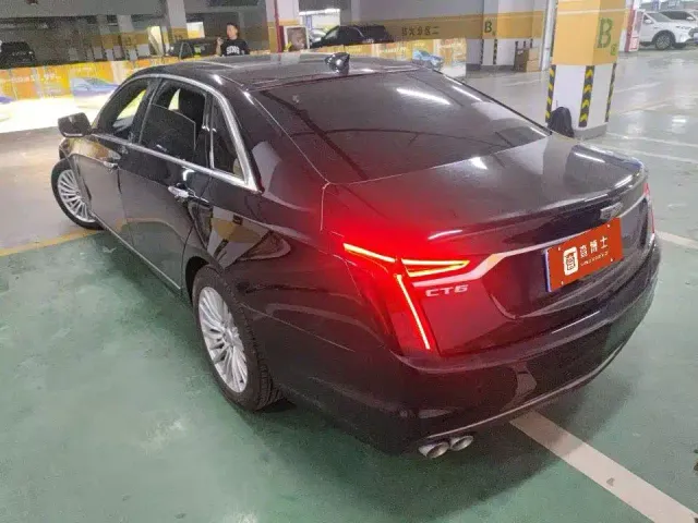 Cadillac CT6 — Фото автомобиля 9