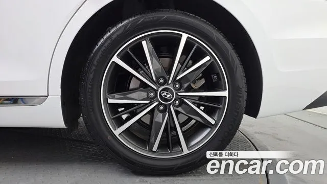Hyundai Grandeur Новый Grandeur IG — Фото автомобиля 20