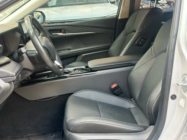 Toyota Camry — Фото автомобиля 7
