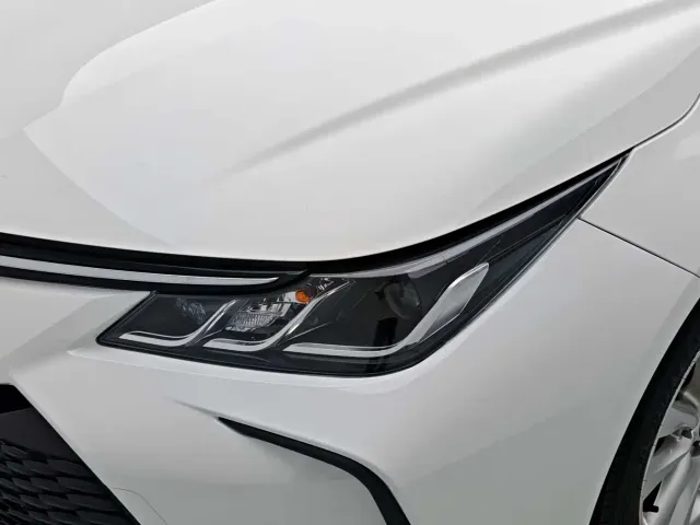 Toyota Corolla — Фото автомобиля 9