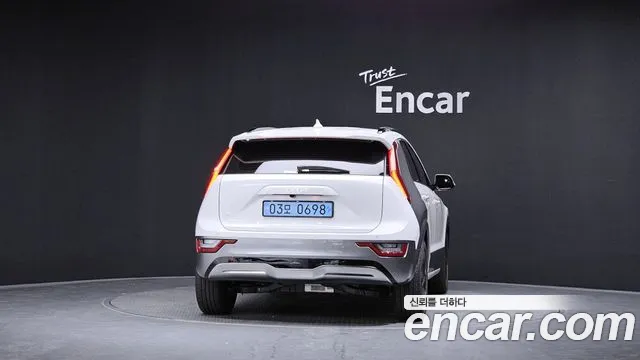 Kia Niro All Niro EV Earth — Фото автомобиля 4